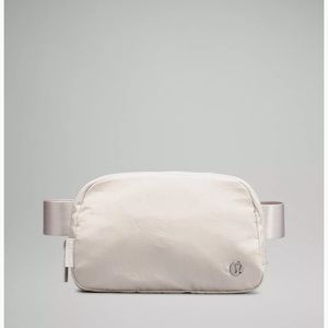 BRAND NEW Lululemon White Opal Everywhere Belt Bag